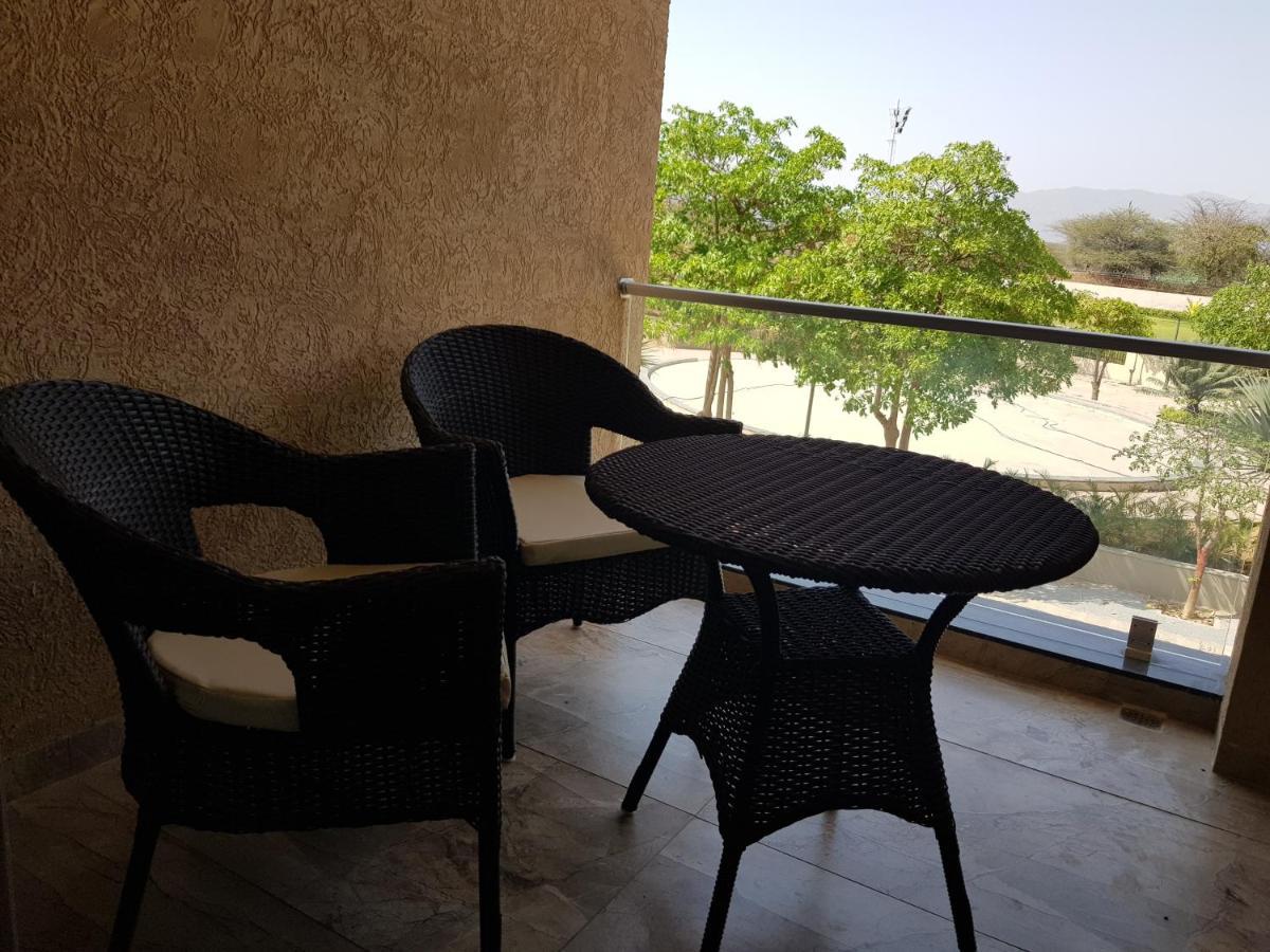 Club Heaven Palanpur Hotell Exteriör bild