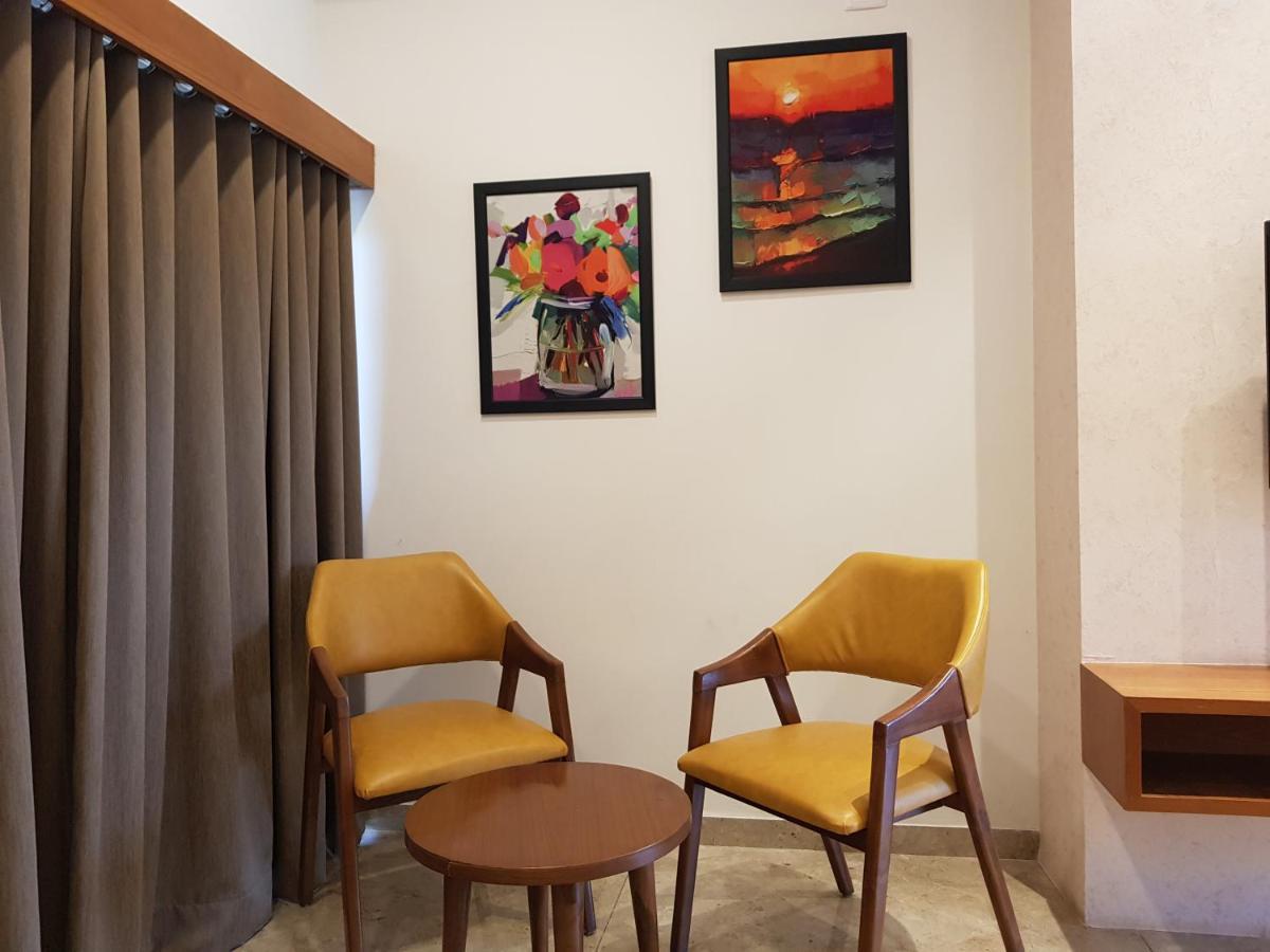 Club Heaven Palanpur Hotell Exteriör bild
